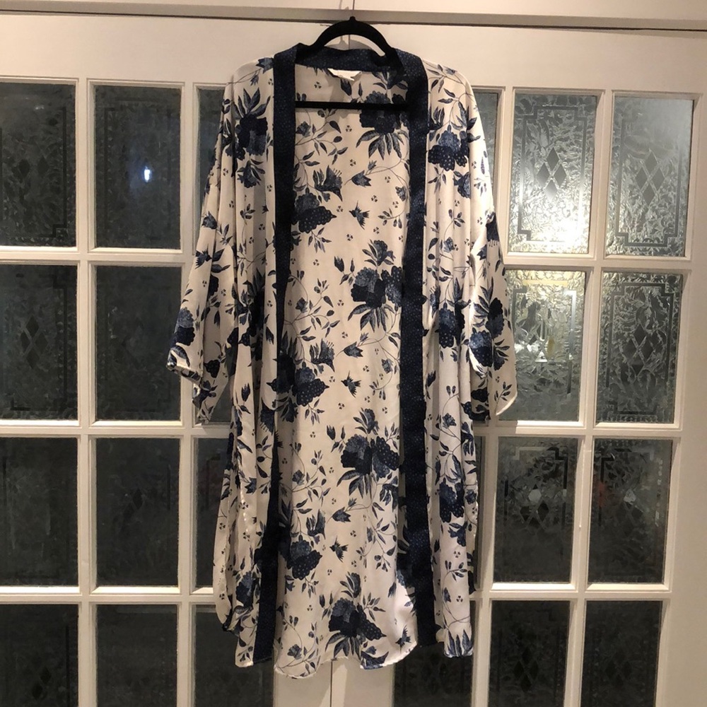 Floral Shall / Kimono